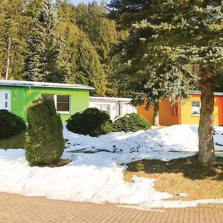 Three-bedroom Holiday In Nyaraló Lichte