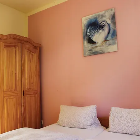 Nyaraló Three-bedroom Holiday In