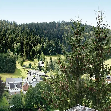 Three-bedroom Holiday In